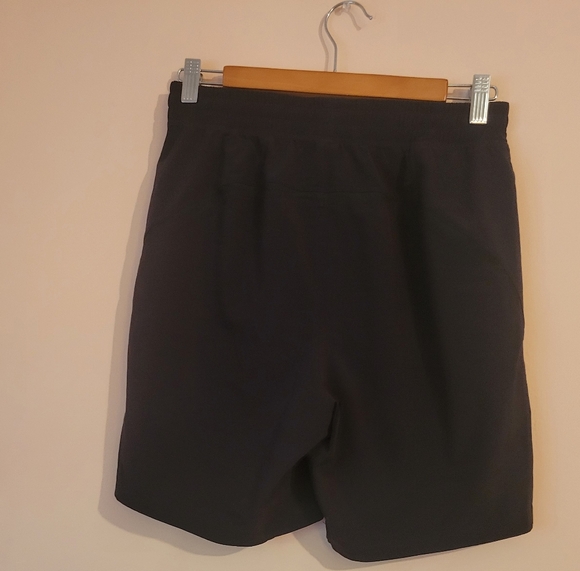 Lululemon Athletica Pace Breaker Lined Short 7", Black, S, EUC - Picture 8 of 13